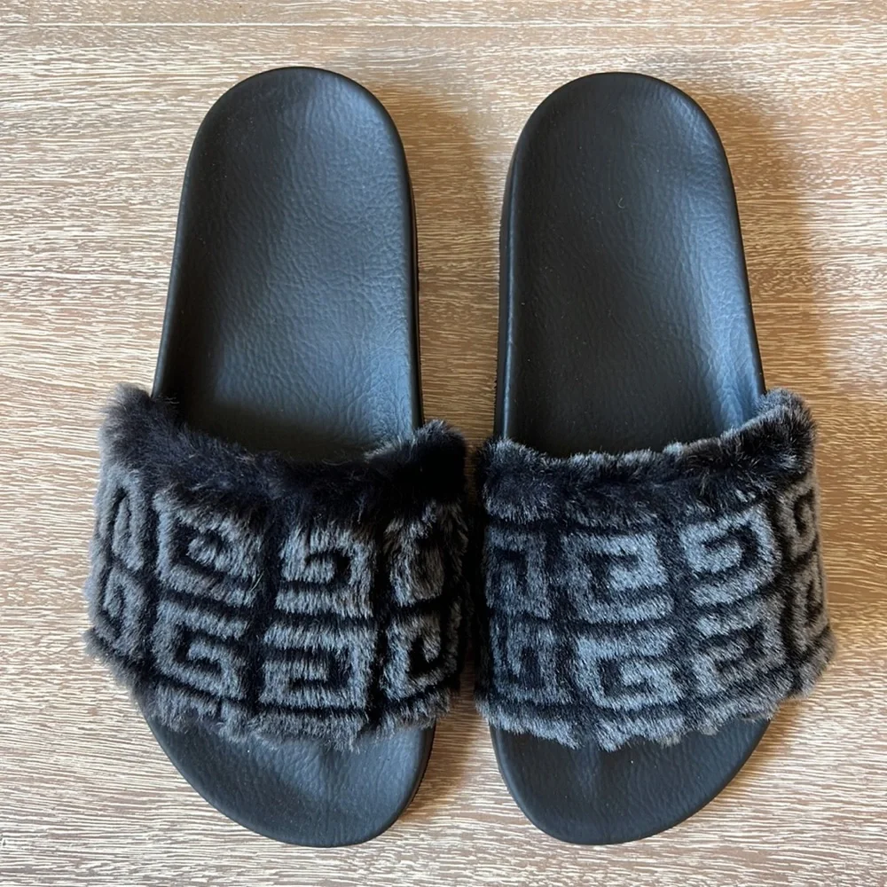 Givenchy Slide Sandal Black - Picture 2 of 11